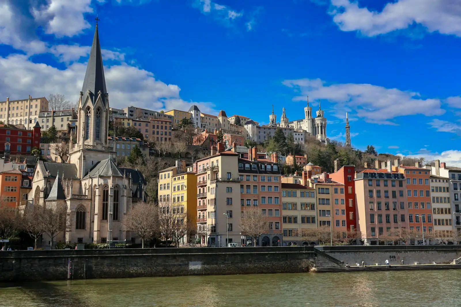 Quais de Saône et colline de Fourvière à Lyon - zone d'intervention ACM Gaz